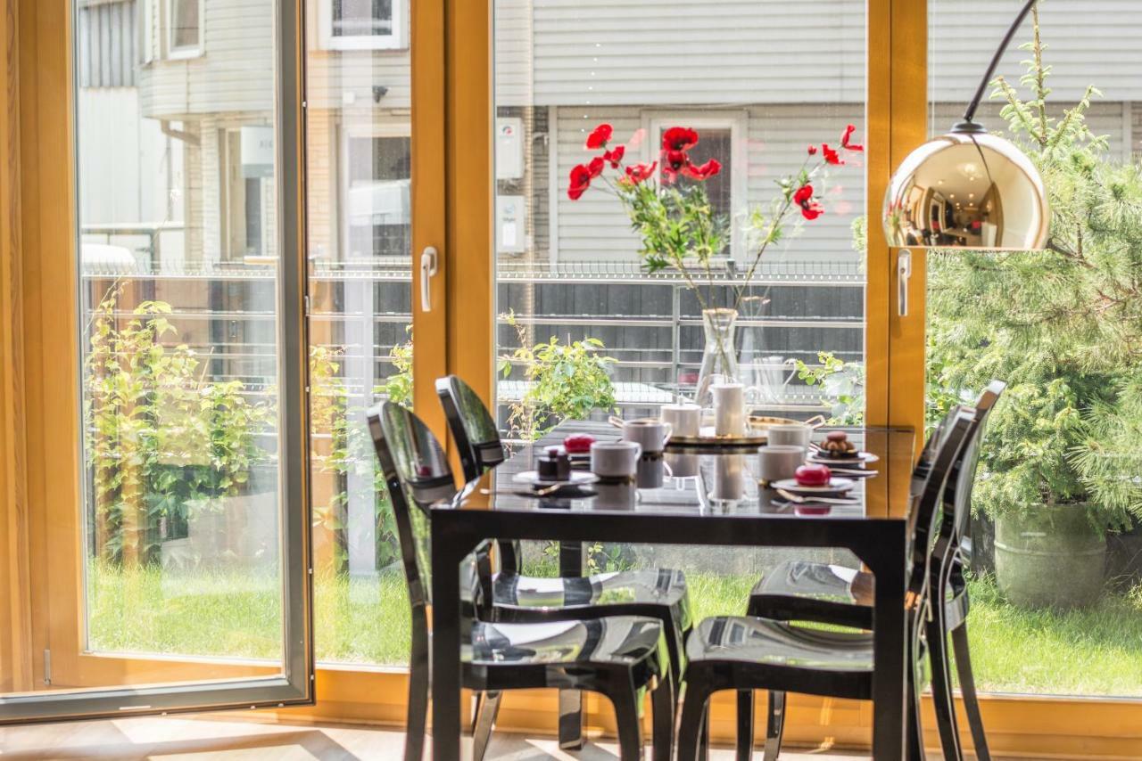 Galaxy Garden Apartment Cracow- Shopping Mall 1Min, Underground Parking, Family Friendly, City Center Cracovia Exterior foto